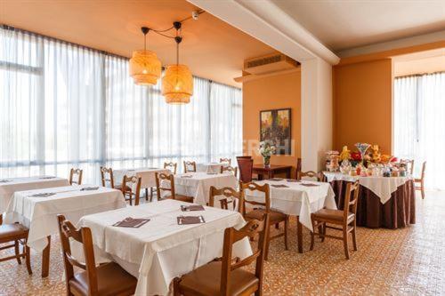 Esperia Boutique Family Hotel Cesena Bagian luar foto